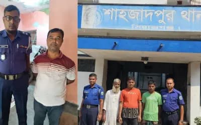 শাহজাদপুরে কেরু তিন বোতল মদ উদ্ধার, ইউপি সদস্যসহ ৩ জন আটক