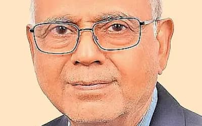 শিক্ষক, রাজনীতিবিদ, সরকার—দায় সবার
