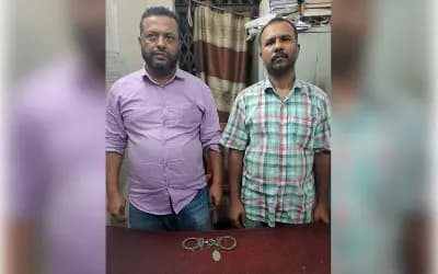 ঢাকায় মানসিক রোগে আক্রান্ত ব্যক্তিকে হাতকড়া পরিয়ে নেওয়ার ঘটনায় পুনর্বাসন কেন্দ্রের দুই কর্মী আটক