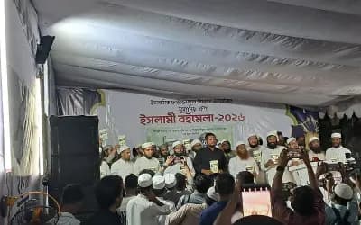 আলেমদের অন্যের ‘গেমের ঘুঁটি’ না হয়ে ‘নিজস্ব গেমের প্লেয়ার’ হতে বললেন হাসনাত আবদুল্লাহ