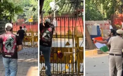 ফটক টপকে যন্তর মন্তরে গিয়ে আবার আটক সৌরভ দাস ও আশুতোষ রাঙ্কা