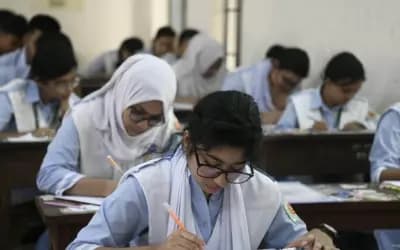 এবার থেকেই অনুত্তীর্ণ এইচএসসি পরীক্ষার্থীদের ২-৩ মাসের মধ্যে অন্তর্বর্তী পরীক্ষা