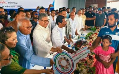 অসহায় ব্যক্তিকে ঘর উপহার দিলেন প্রধানমন্ত্রী