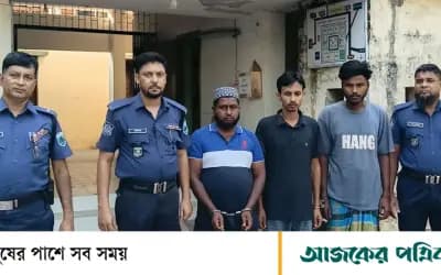 সিরাজগঞ্জে ট্রাক থেকে ৪০০ গ্যাস সিলিন্ডার লুট, গ্রেপ্তার ৩