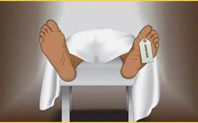 হজ বা ওমরাহর সফরে মৃত্যুবরণকারীর মর্যাদা
