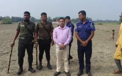 বাংলা ট্রিবিউনে সংবাদ প্রকাশের পর উল্লাপাড়ায় সরকারি মাঠে চাষাবাদ না করার নির্দেশ ইউএনও’র