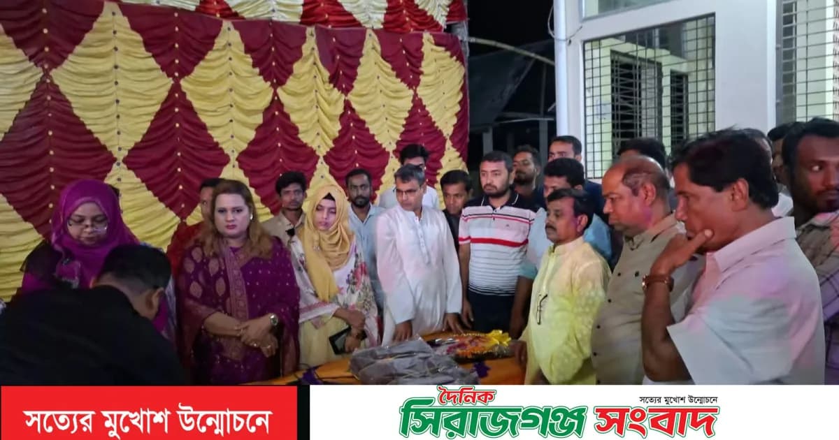 ভাঙ্গুড়ায় শারদীয় দুর্গাপূজায় সম্প্রীতি ও সৌহার্দ্যের বার্তায় পূজামণ্ডপ পরিদর্শন করলেন এমপি আরিফা সুলতানা রুমা
