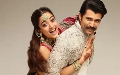ইতালিতে আংটি না পেয়ে উদয়পুরে রাশমিকাকে বিয়ের প্রস্তাব বিজয়ের