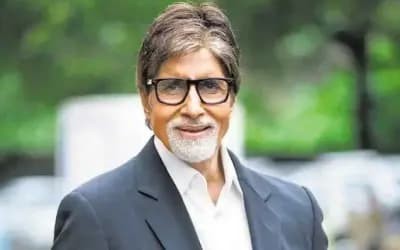 চিকিৎসকের পরামর্শে বিশ্রাম, ক্ষমা চাইলেন অমিতাভ