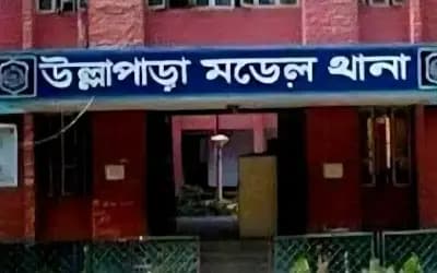 বাড়িতে ডেকে নিয়ে যুবককে কুপিয়ে হত্যা