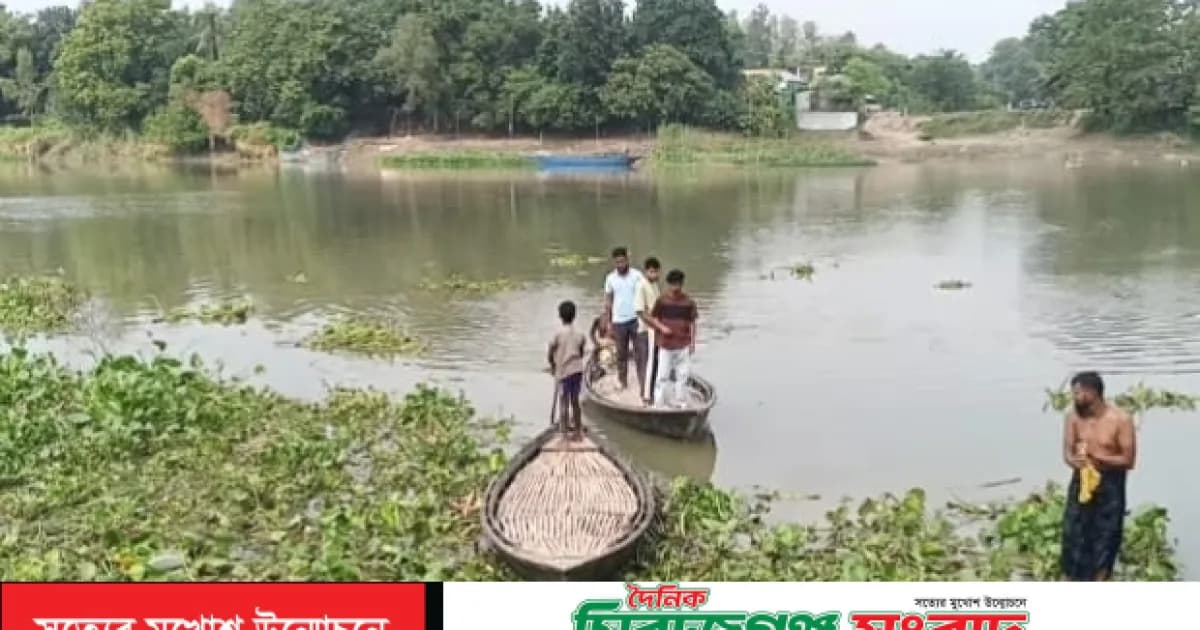 নদী আছে,ব্রিজ নেই-দুর্ভোগে দুই পাড়ের সাধারণ মানুষ