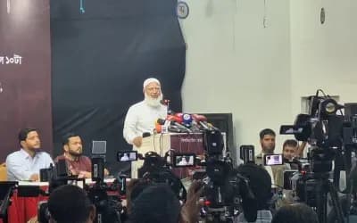 সংবিধান সংশোধন করবেন, আদালতে হোয়াইটওয়াশ হবে, তাতে রাজি নই: জামায়াত আমির