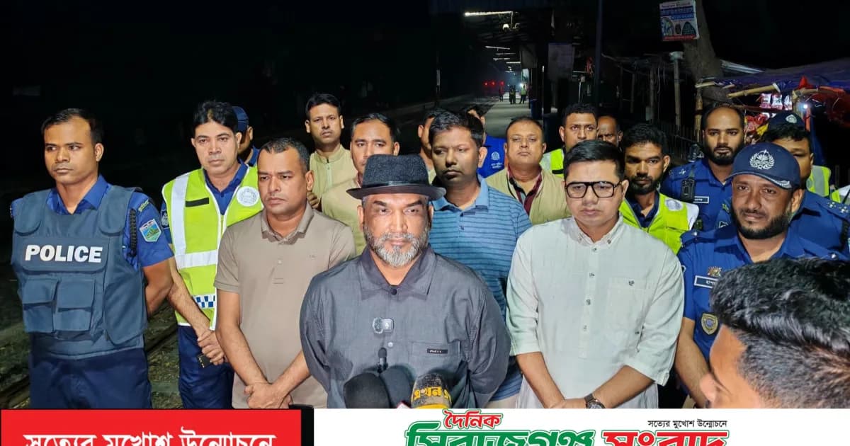 জামতৈল রেলওয়ে স্টেশন এলাকার নিরাপত্তা পরিদর্শনে পুলিশ সুপার