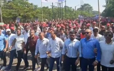 যুবদলের ৪৮তম প্রতিষ্ঠাবার্ষিকীতে জিয়া উদ্যানে নেতাকর্মীদের ঢল