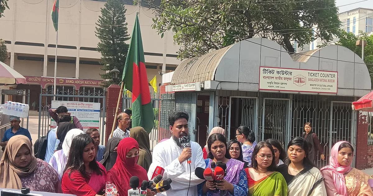 এখন হতাশা প্রকাশের অধিকারও চাইতে হচ্ছে: আখতার হোসেন