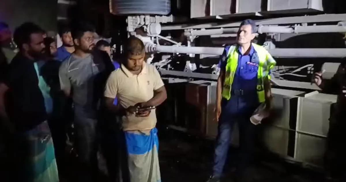 সিরাজগঞ্জে বাস ও ট্রাকের সংঘর্ষে নিহত ২