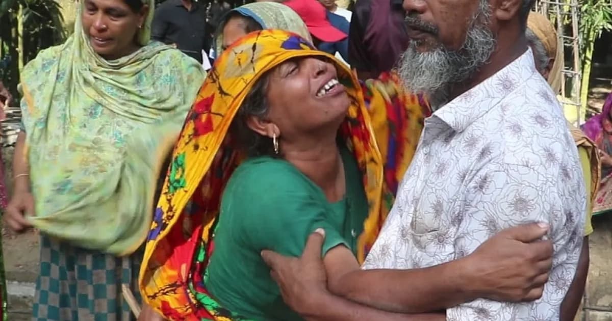 ‘এখন বাড়ি দিয়ে কী হবে, যেখানে হামার দুই বাছাধন নাই’