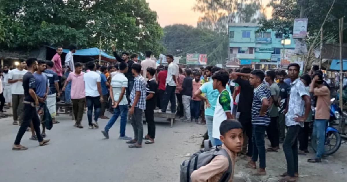 সিরাজগঞ্জে বিএনপির এমপি আয়নুল হকের গাড়িতে হামলা