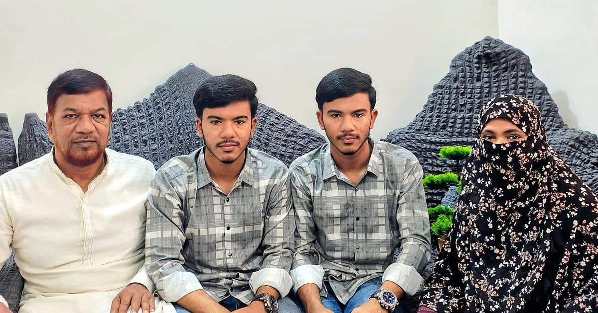 এসএসসিতে জিপিএ-৫ পেল কুমিল্লার যমজ দুই ভাই, হতে চায় প্রকৌশলী