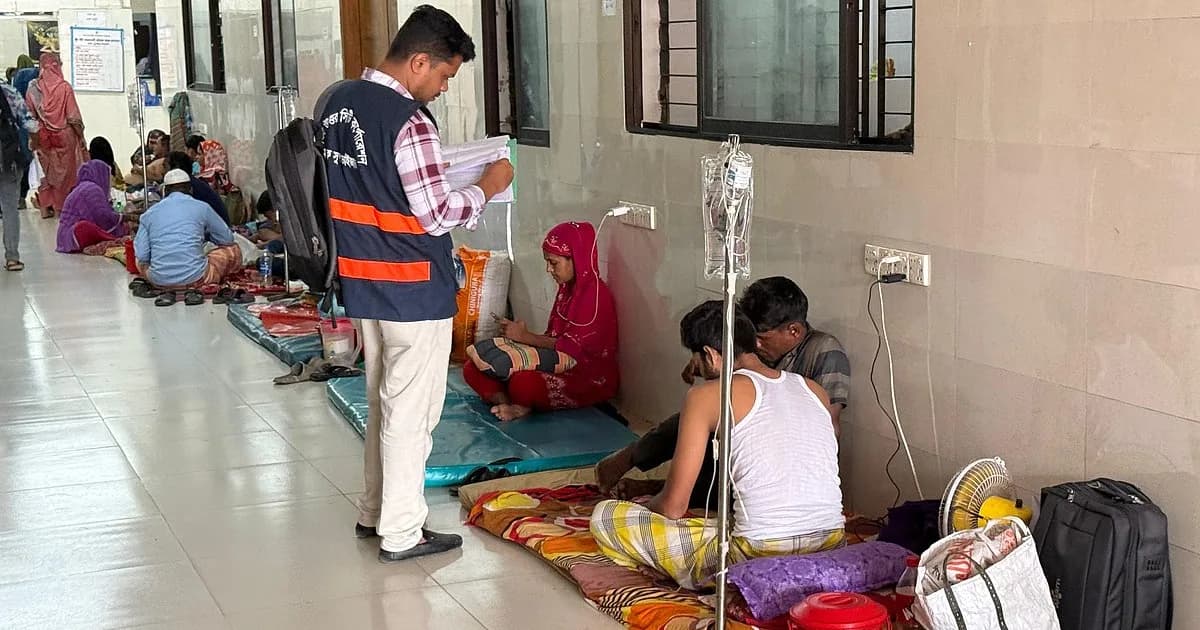 ডেঙ্গু নিয়ন্ত্রণে ঢাকায় দুই সিটি করপোরেশনের নতুন উদ্যোগ, সমন্বয়ে ঘাটতি