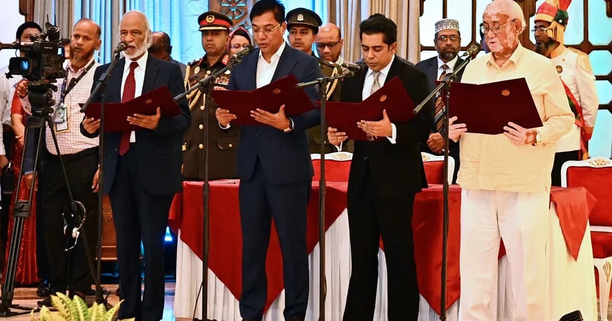 কোনো মন্ত্রণালয়ে মন্ত্রী-প্রতিমন্ত্রী-উপদেষ্টা, কোথাও একাই একাধিক দায়িত্বে