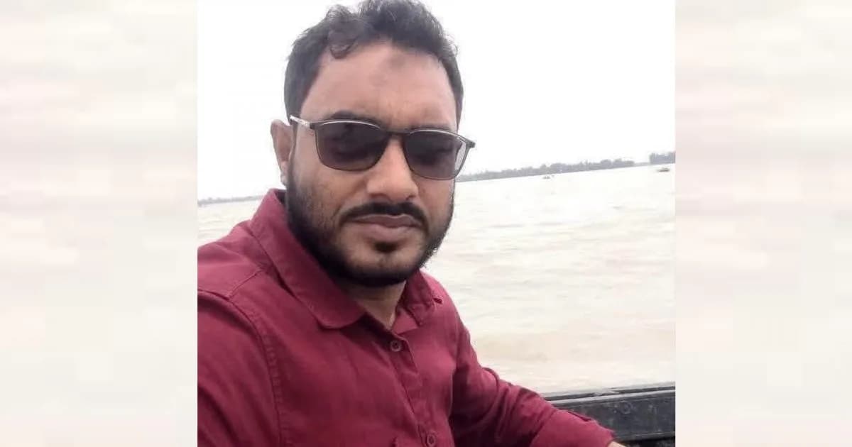 স্কুলে যাওয়ার পথে থামলো শিক্ষকের জীবন