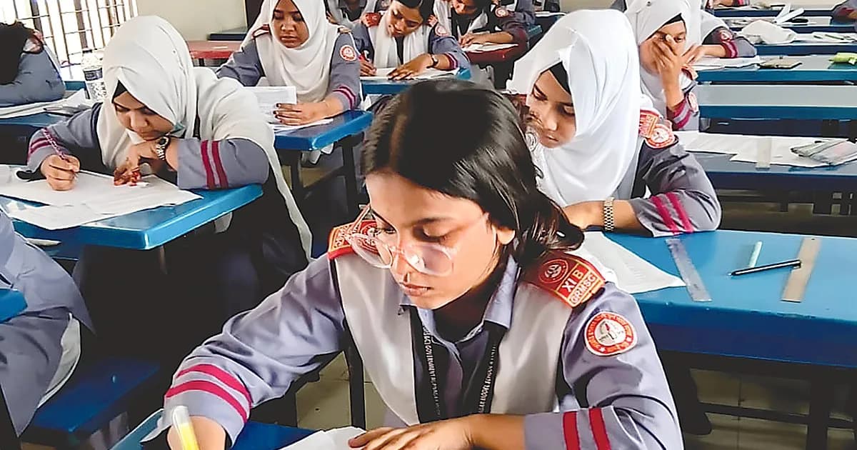 প্রাথমিক বৃত্তি পরীক্ষা ২০২৬। ইংরেজি (Unit 4- My): Home District নিয়ে আলোচনা