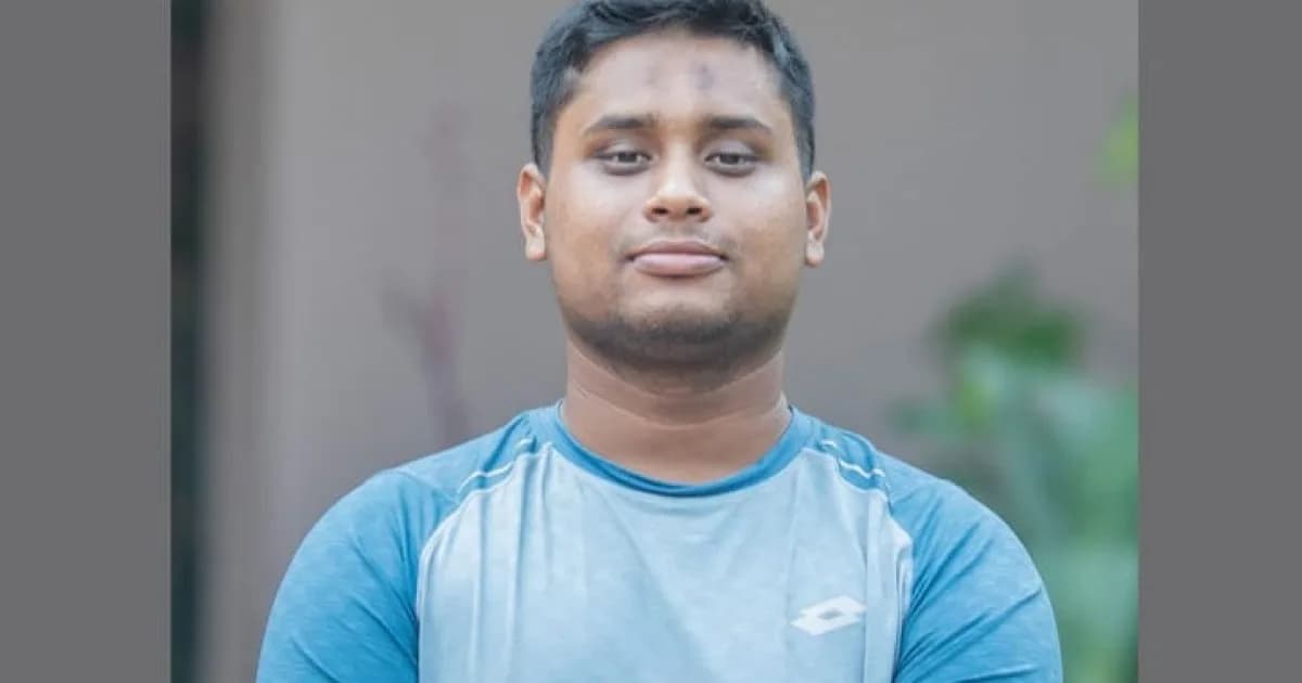 দুঃখ প্রকাশ করে ফেসবুকে হাসনাত আব্দুল্লাহর পোস্ট