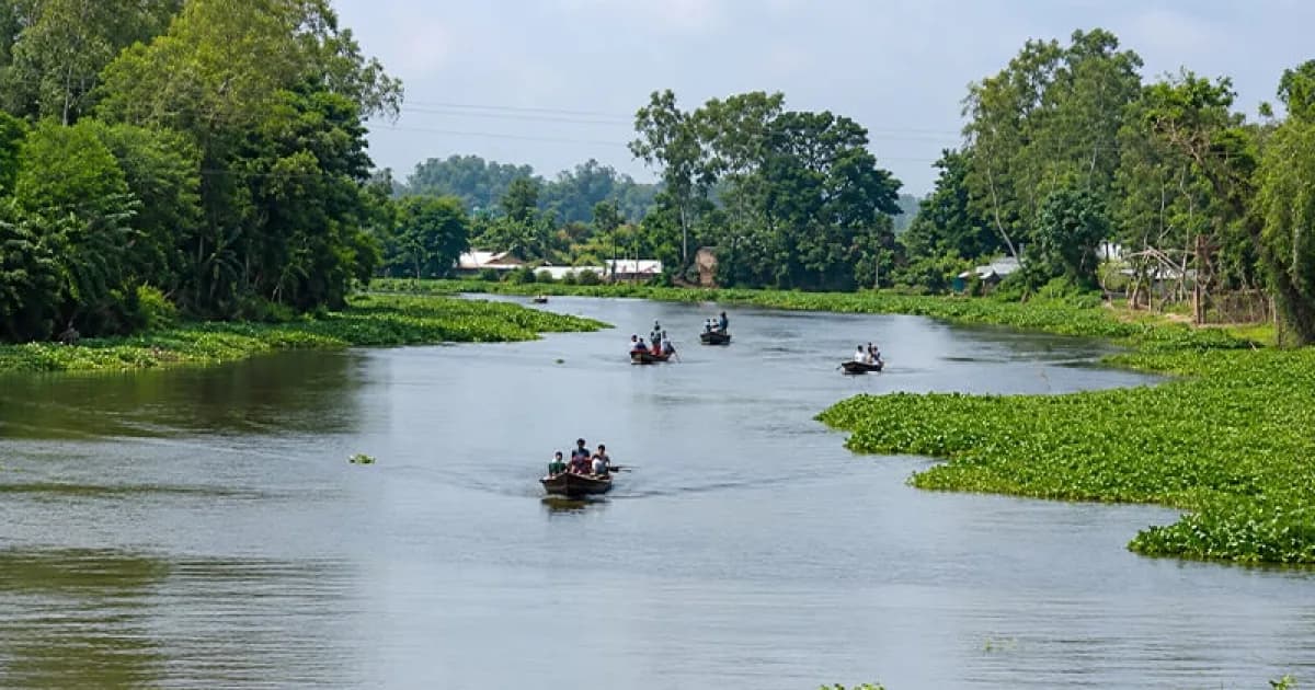 পৈতৃক সম্পত্তি দাবি করে নদী লিজ, দুর্ভোগে জেলে