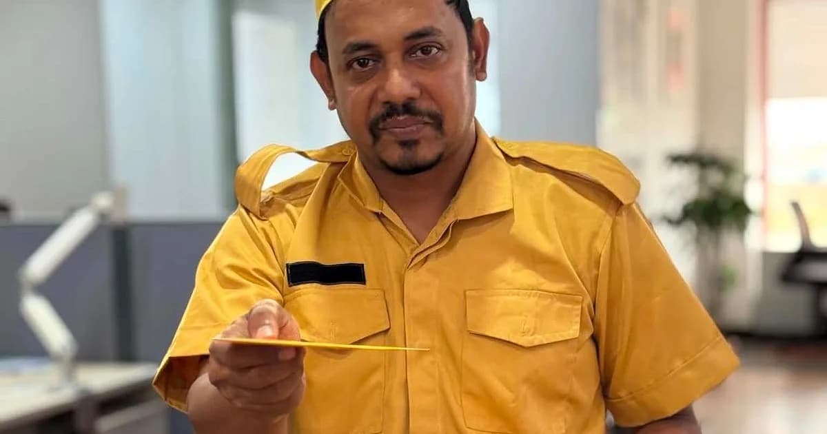 সত্যিই কি গরুর গলায় প্রেমের চিঠি পাঠাতেন রনি