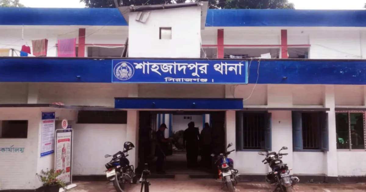 শাহজাদপুরে ট্রাকচাপায় ব্যবসায়ী নিহত, আহত ৩