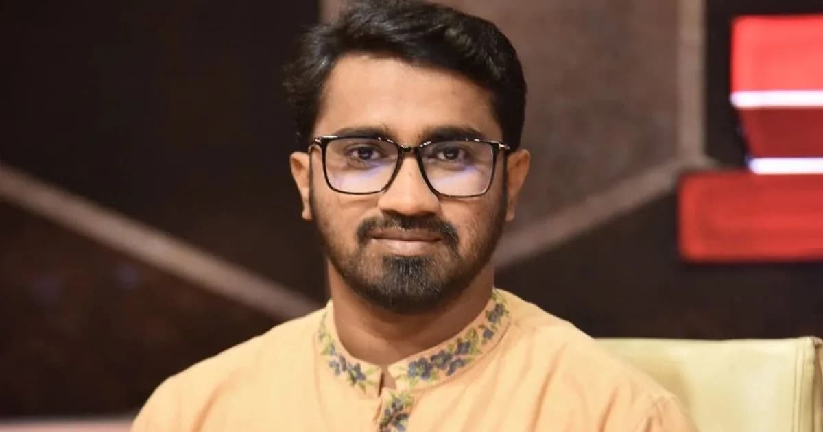 বিদ্যুৎ বিলে অসামঞ্জস্যতা নিয়ে প্রধানমন্ত্রীর মা-বাবাকে গালিগালাজ গ্রহণযোগ্য নয়: রাশেদ খাঁন