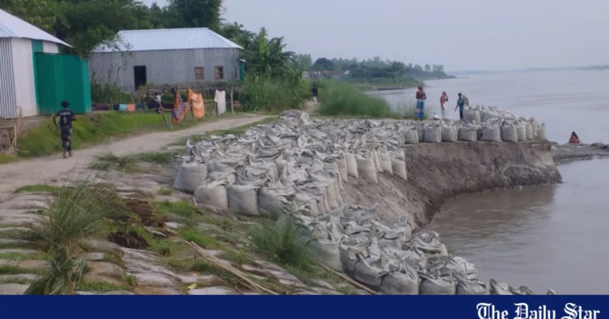 সিরাজগঞ্জে যমুনার পানি বাড়ছে, দুশ্চিন্তায় চরাঞ্চলের মানুষ