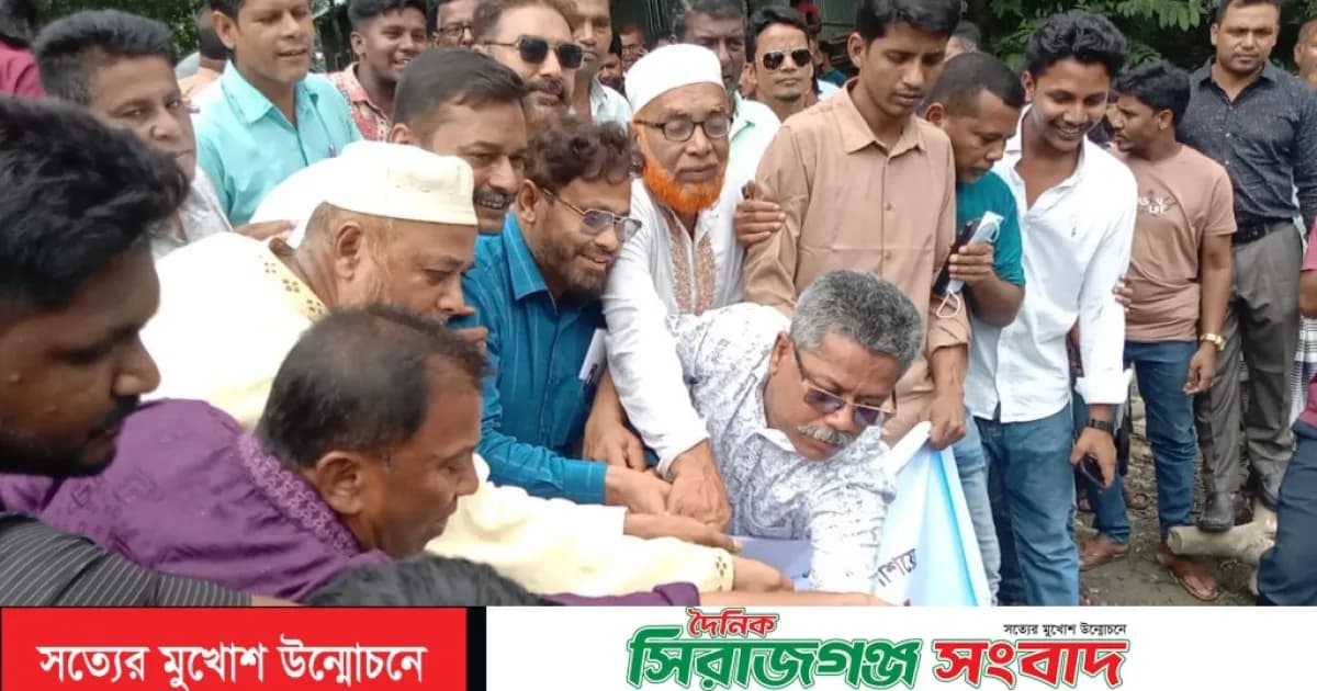 সলঙ্গায় গারুদহ নদীতে পোনামাছ অবমুক্ত করলেন এমপি ভিপি আয়নুল হক