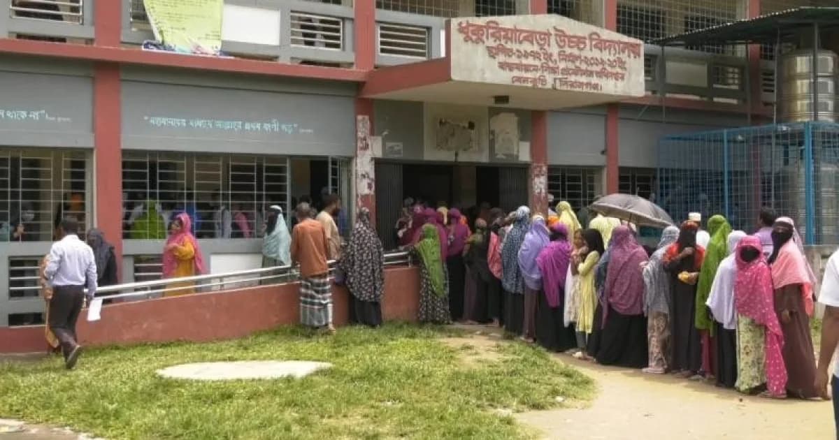 সিরাজগঞ্জে ফ্রি মেডিকেল ক্যাম্পে ৩ সহস্রাধিক রোগীকে চিকিৎসাসেবা ও ওষুধ প্রদান