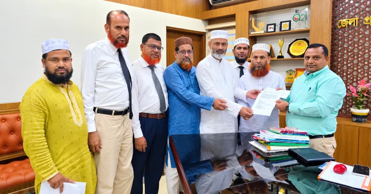 লংমার্চ ঘিরে সিরাজগঞ্জে পথসভার ঘোষণা, ডিসি-এসপিকে স্মারকলিপি