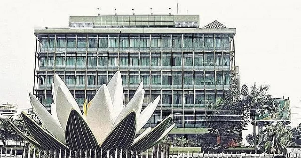 গাড়ি-বাড়ি ঋণ, বিদেশে ভ্রমণ ও চিকিৎসায় ডলার খরচের সুবিধা বাড়ল
