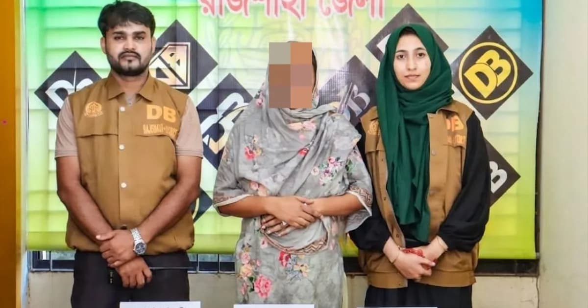 রাজশাহীতে ম্যাগাজিন, বিদেশী পিস্তল উদ্ধার; গ্রেফতার-১