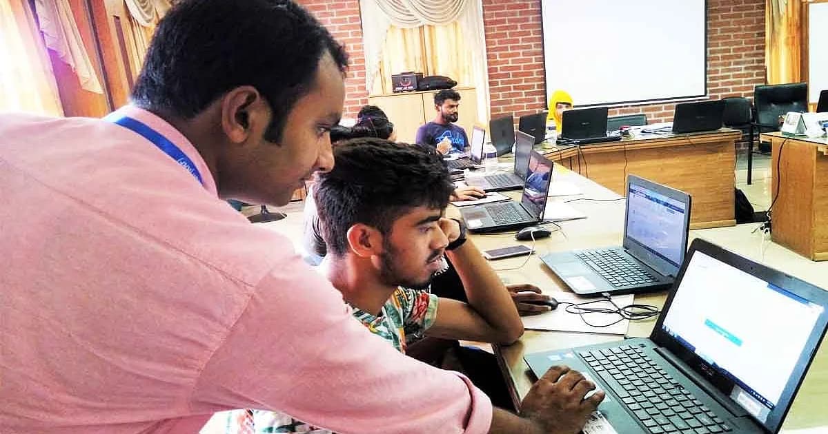 ৩ মাস ফ্রিল্যান্সিং প্রশিক্ষণ বিনা মূল্যে, দিনে ভাতা ২০০, করুন আবেদন