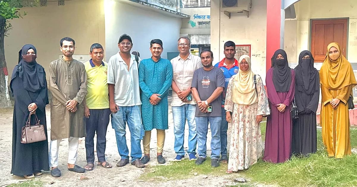 সিরাজগঞ্জ বন্ধুসভার সভায় নানা বিষয়ে আলোচনা