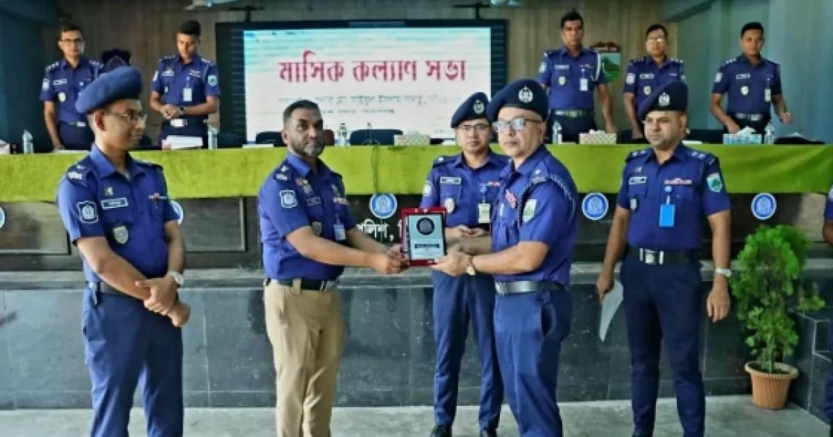 সিরাজগঞ্জের শ্রেষ্ঠ ওসি সদর থানার রাকিবুল হাসান