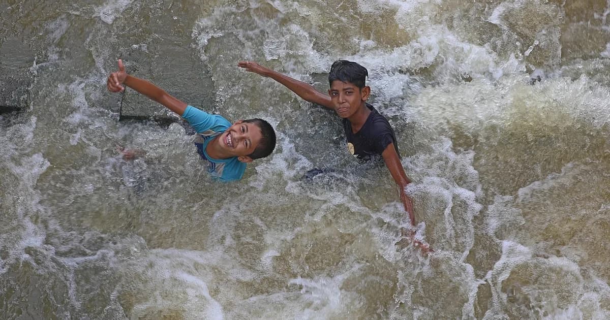 মাছ ধরা, সঙ্গে দুরন্তপনা