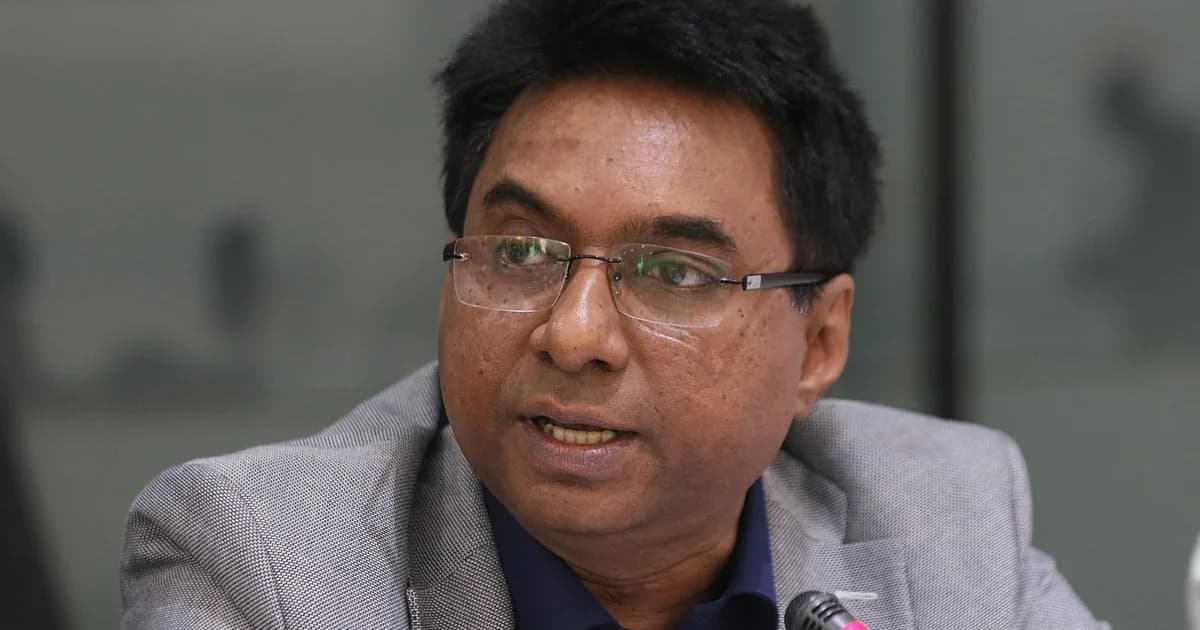 জ্বালানি তেলের মূল্যবৃদ্ধি: কে বহন করবে এই বোঝা