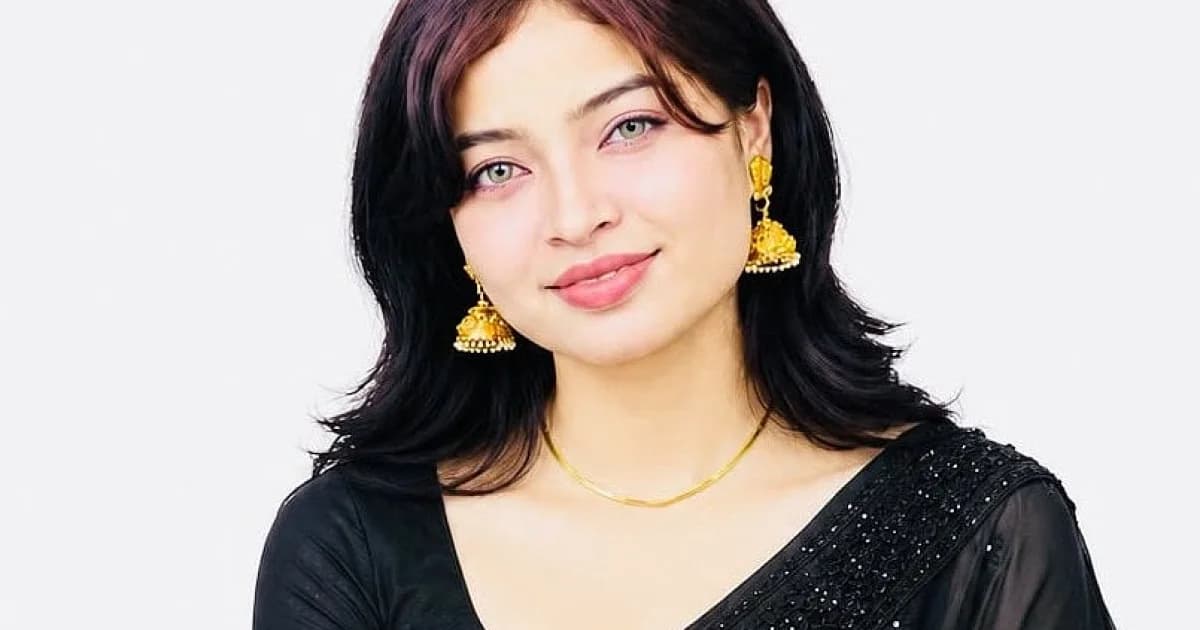 ‘প্রেমের মতোন লাগে’ গায়িকা মৌমিতাকে কতটা চেনেন