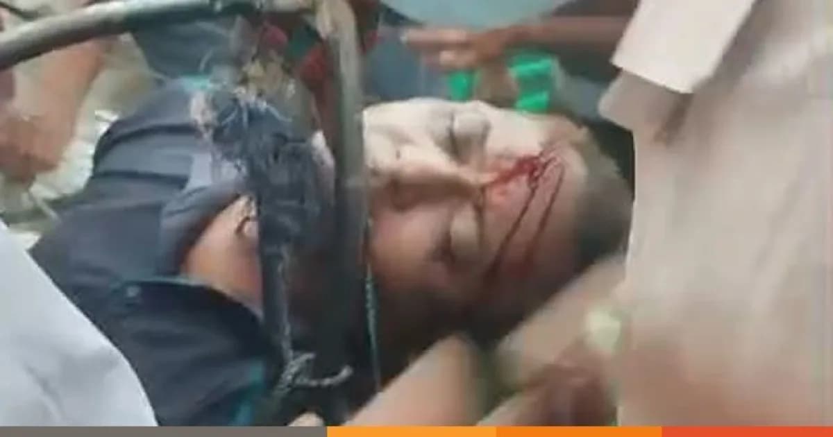 সিরাজগঞ্জে বাসের ধাক্কায় সিএনজি যাত্রী নিহত, আহত ২