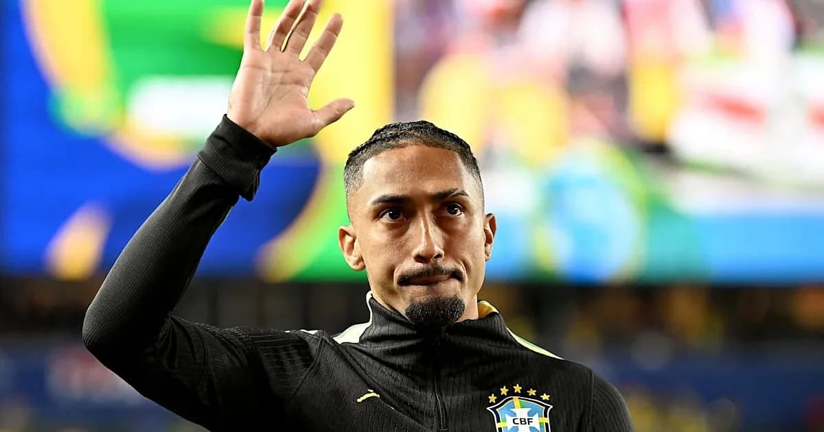 চোট পাওয়া রাফিনিয়াকে ভারত ম্যাচ থেকে বাদ দিল ব্রাজিল, দুশ্চিন্তায় বার্সা