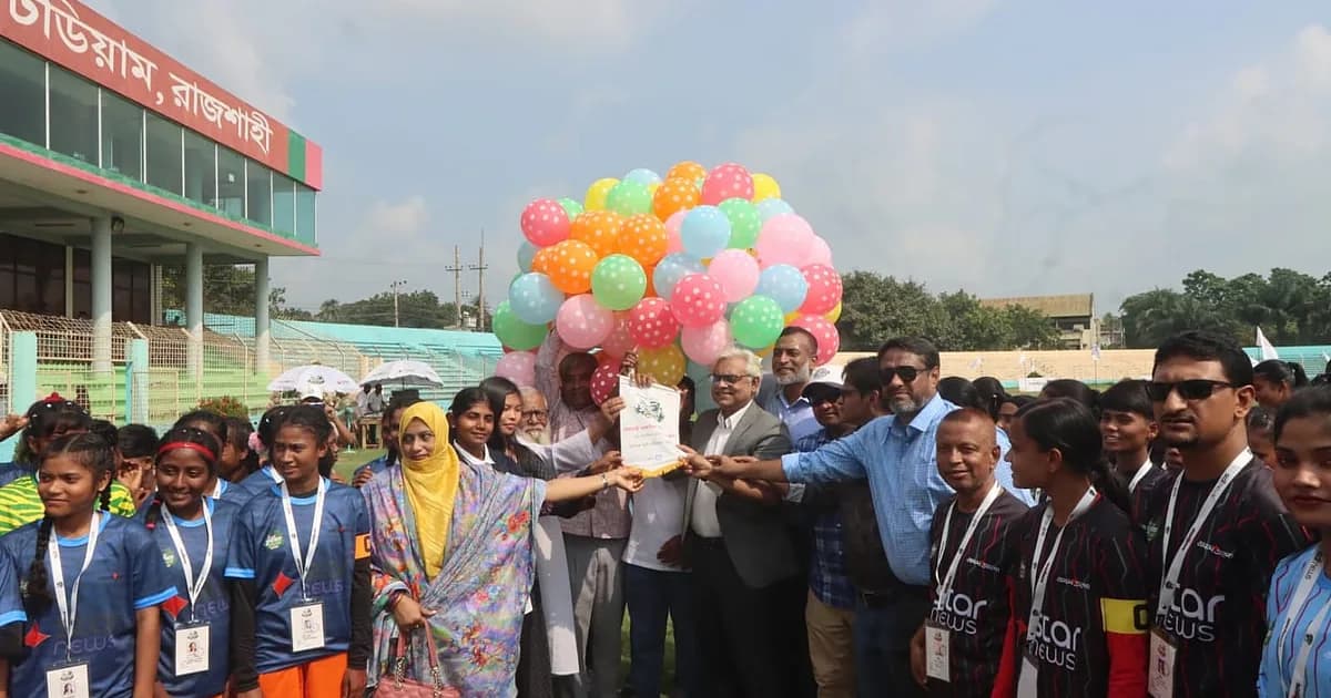 রাজশাহী পর্বের রঙিন সূচনা, কিশোরীদের উৎসাহ দিলেন শিউলি আজিম