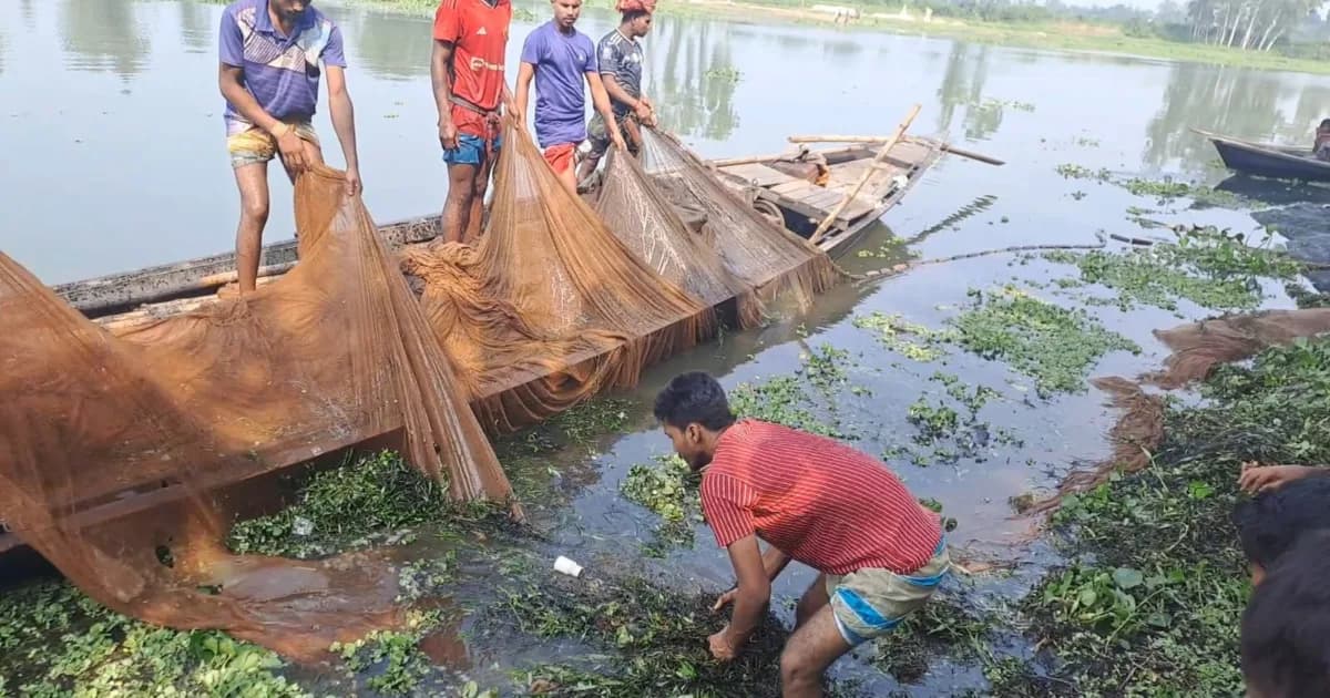 সিরাজগঞ্জে সাঁতরে নদী পার হওয়ার চেষ্টা, ভারসাম্যহীন যুবক নিখোঁজ