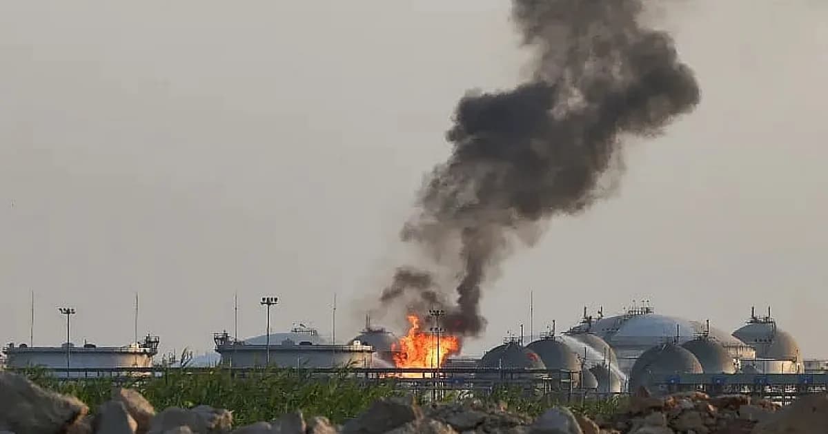 সৌদির তেলের অবকাঠামোয় হামলার দাবি হুতিদের