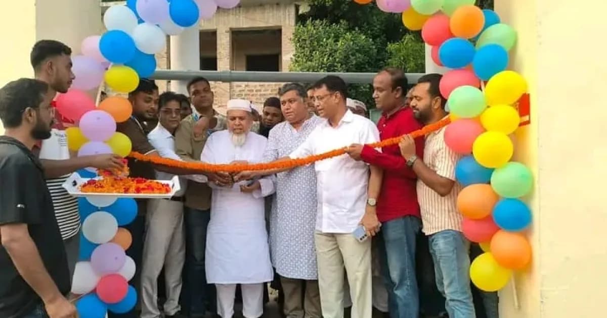 উল্লাপাড়ায় দীর্ঘদিন পর মাসব্যাপী ক্ষুদ্র ও কুটিরশিল্প-বাণিজ্য মেলা শুরু